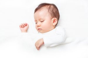 赤ちゃんにおすすめのベビー寝具の選び方を紹介