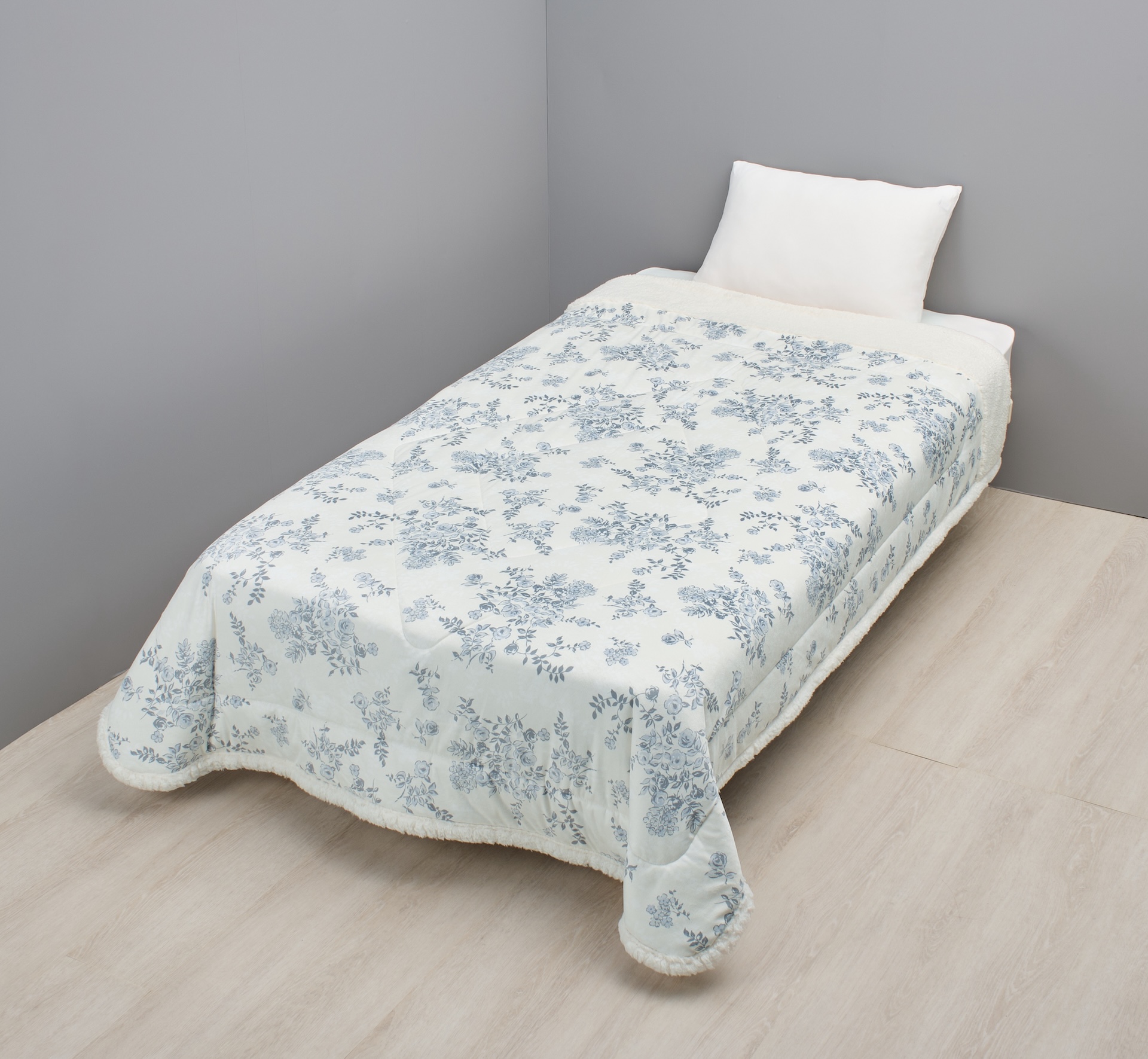 nishikawa あったかキルトケットの画像