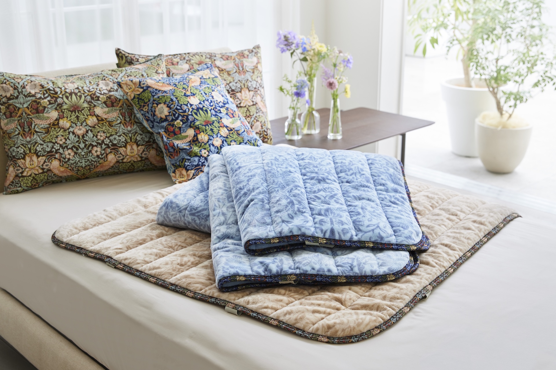 モリスギャラリー　リバーシブル敷きパッドの画像