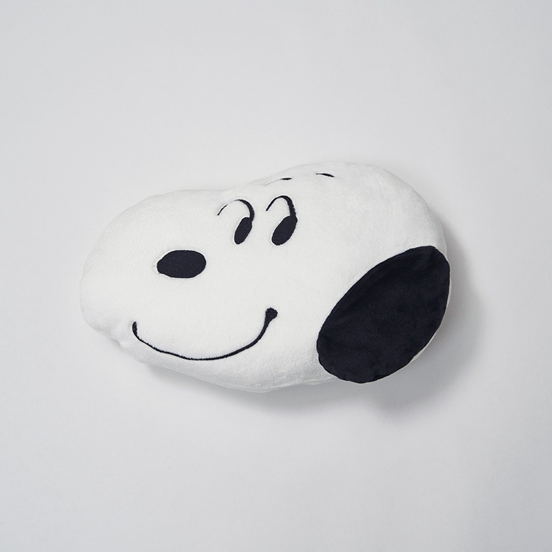 ピーナッツ(スヌーピー) クッションinブランケットの画像