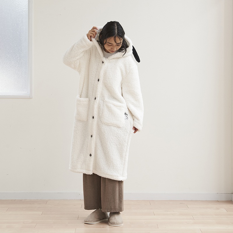 ピーナッツ(スヌーピー) 着る毛布