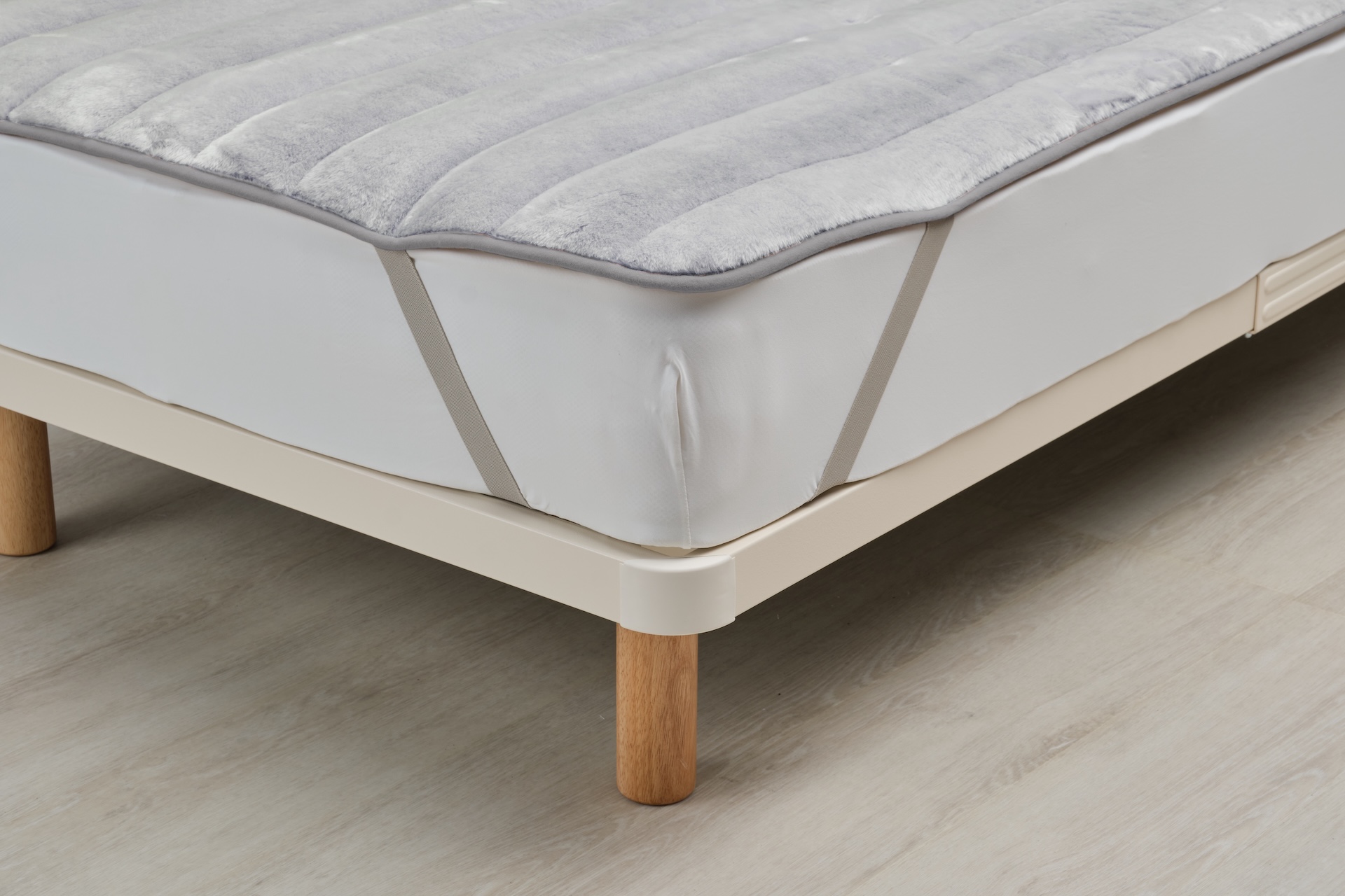 nishikawa 　アクリル敷パッドの画像