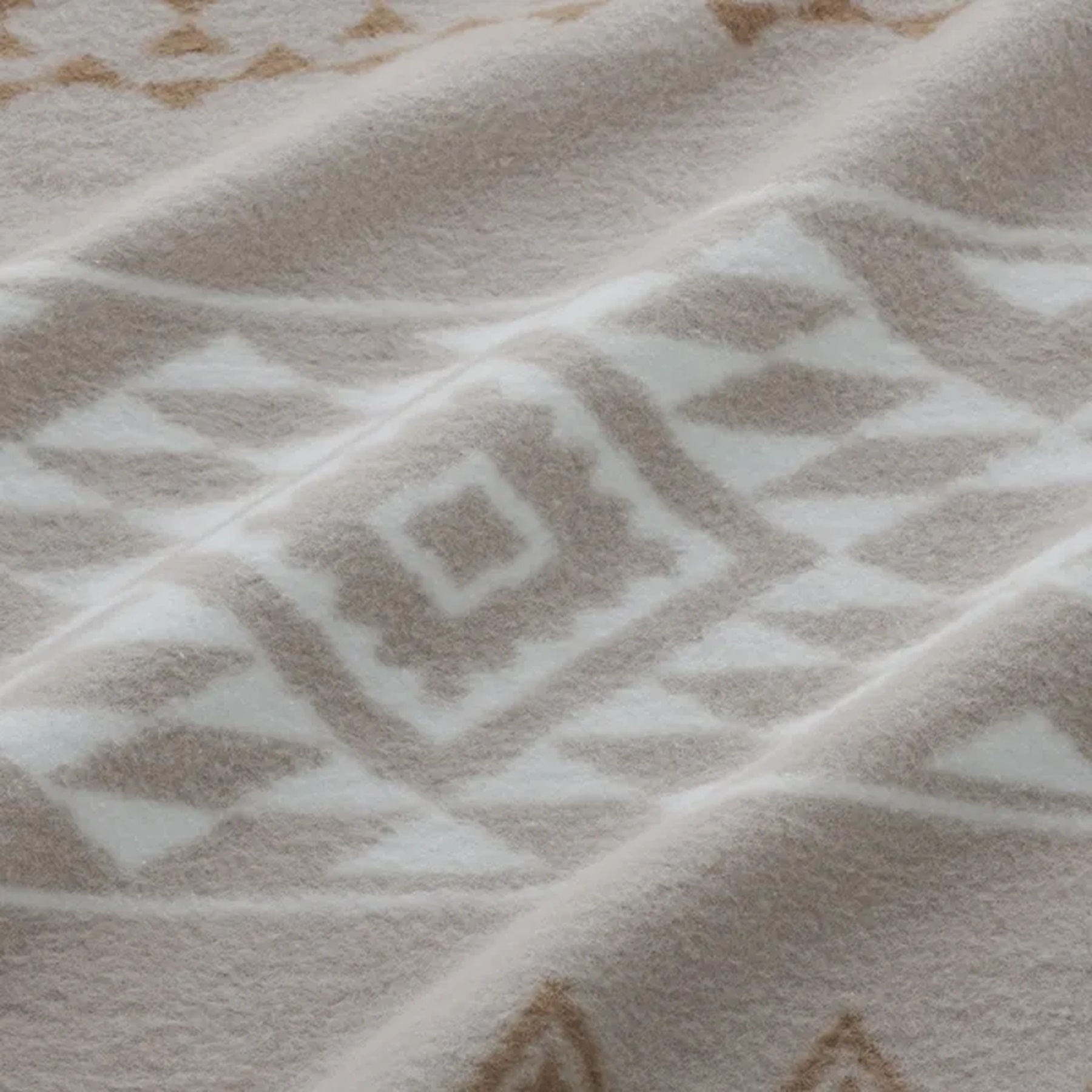 イトリエ　シルク混ブランケット（毛羽部分）の画像