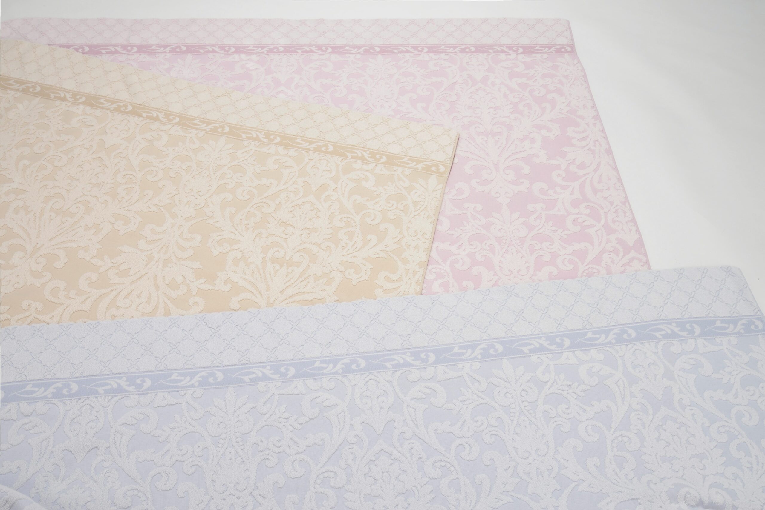 クオリアル　タオルケットの画像