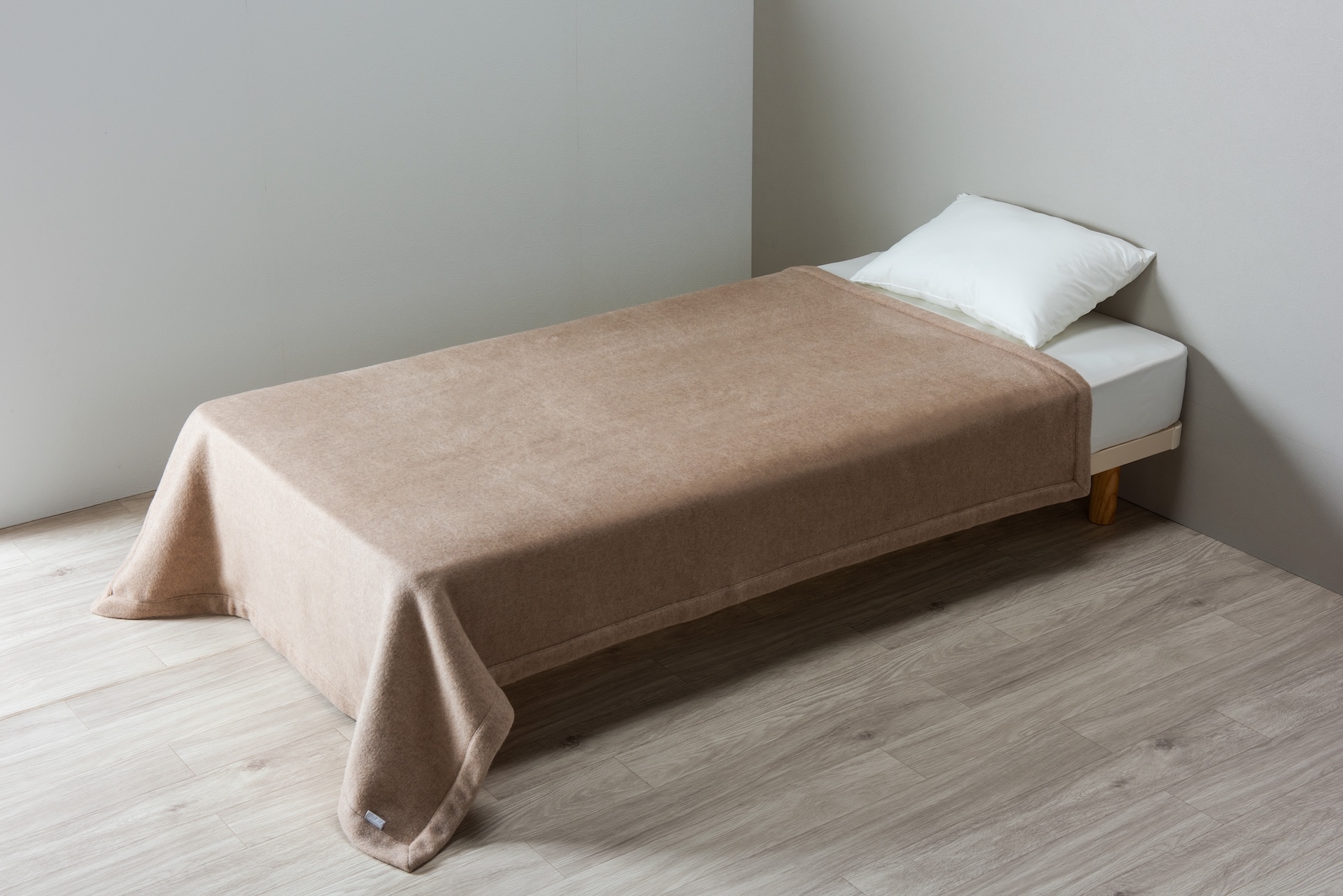 クオリアル　カシミヤ毛布（毛羽部分）の画像