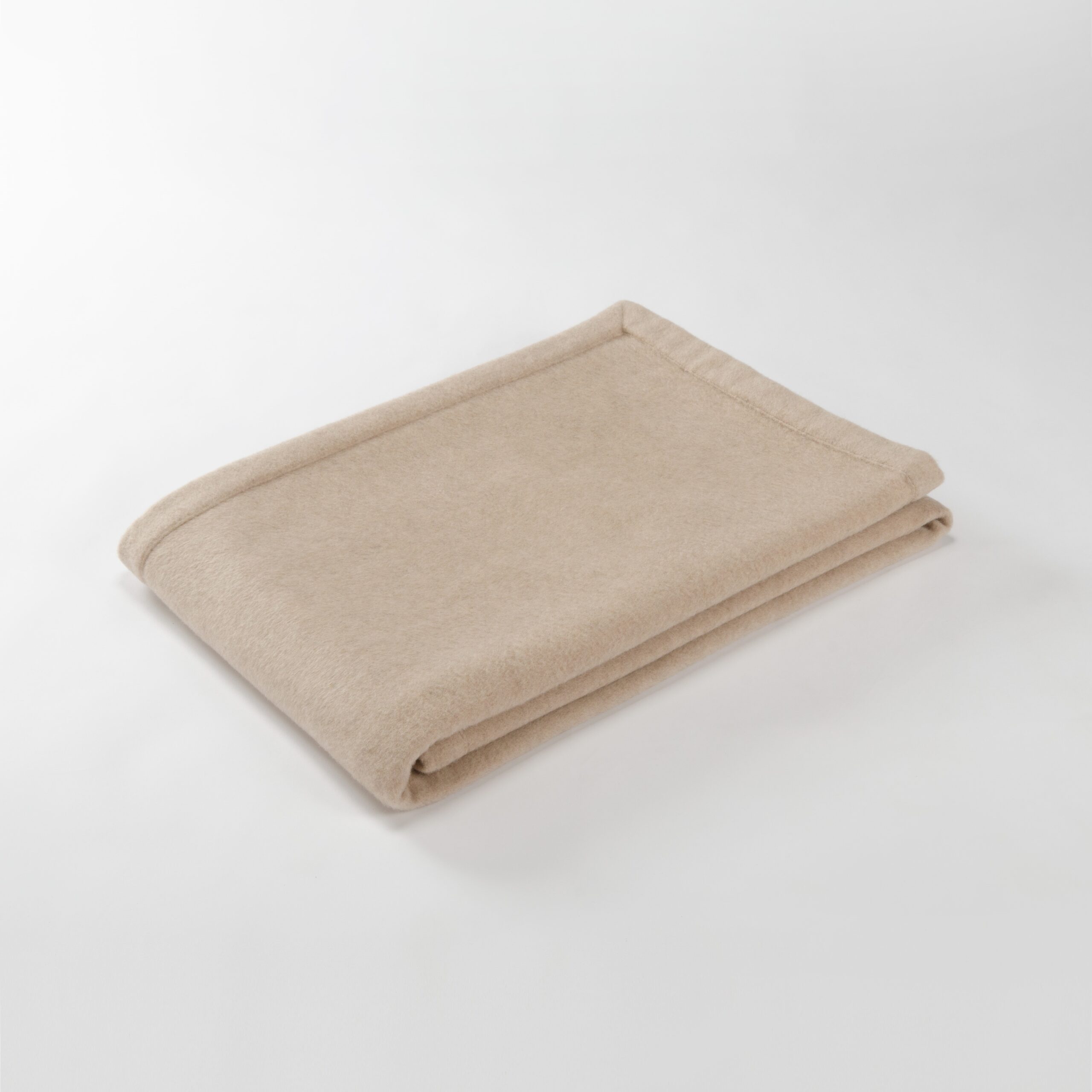 クオリアル　カシミヤ毛布（毛羽部分）の画像