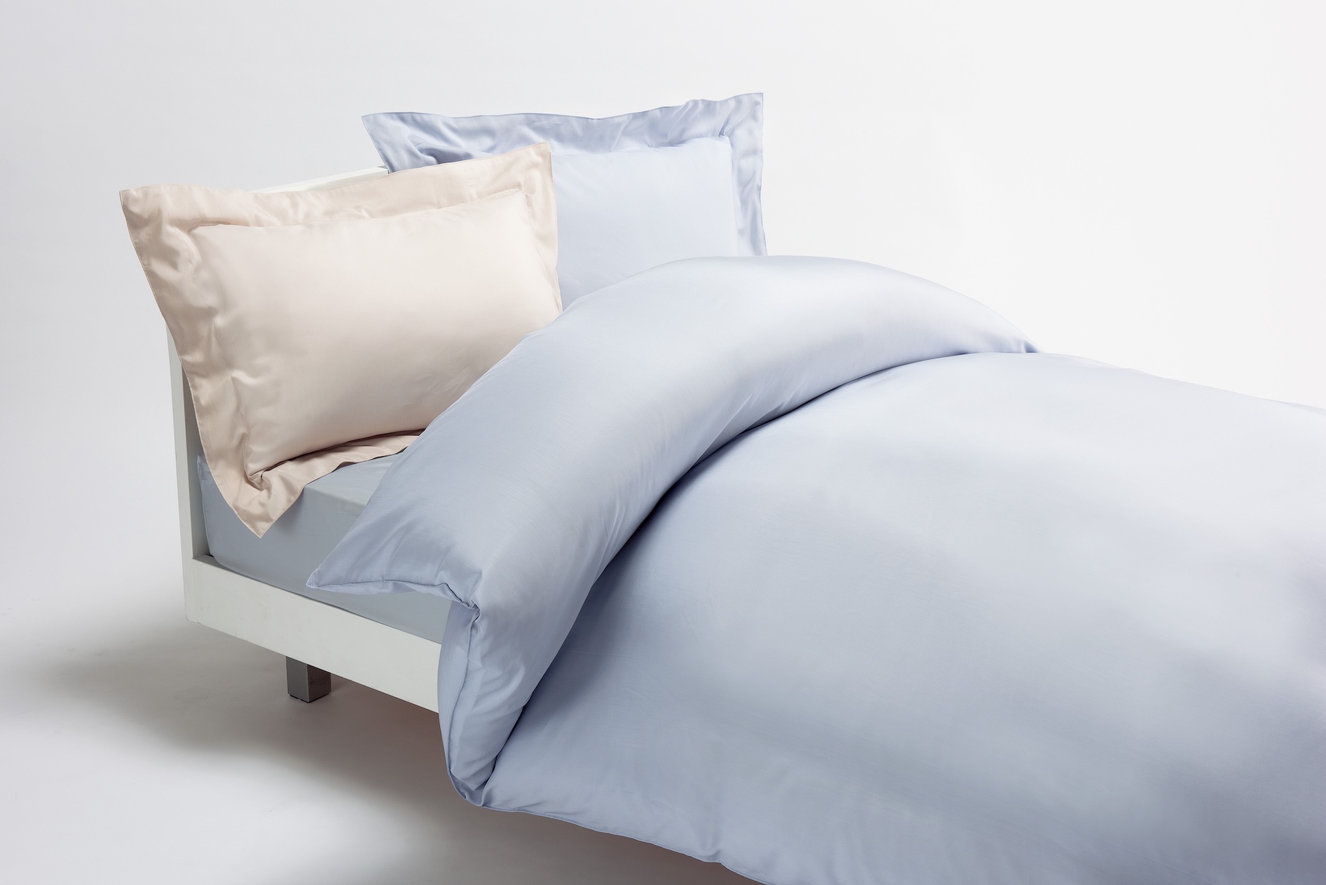 西川プレミアム　シルク混掛カバーの画像