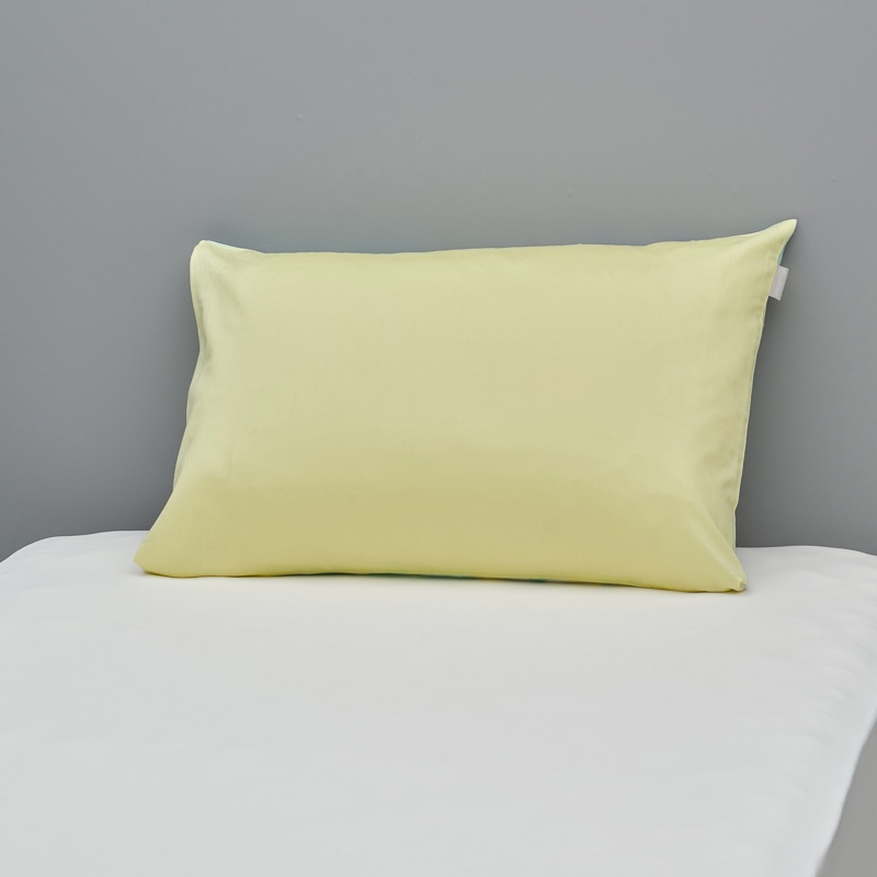 nishikawa 　ピローケースの画像