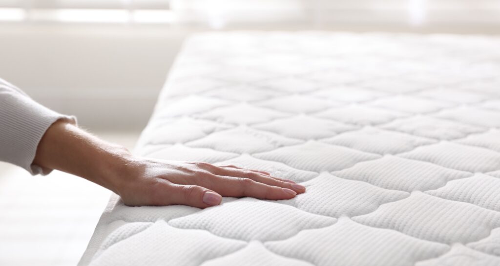 接触冷感寝具とは？種類やメリット・デメリットを解説